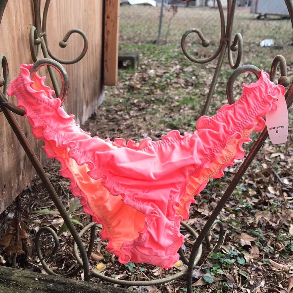 VICTORIA’S SECRET SWIM BIKINI